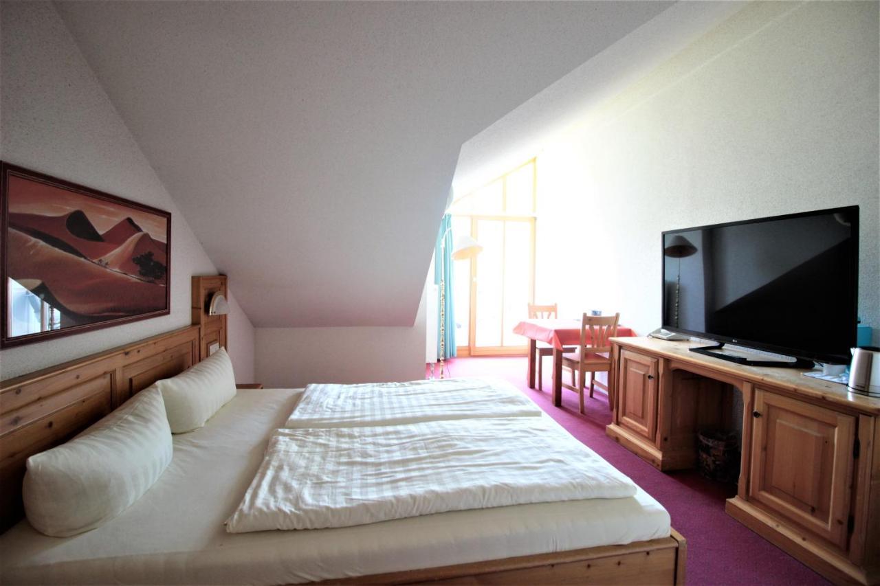 Ruhiges Doppelzimmer Im Hotel Ahornhof Линдберг Екстериор снимка