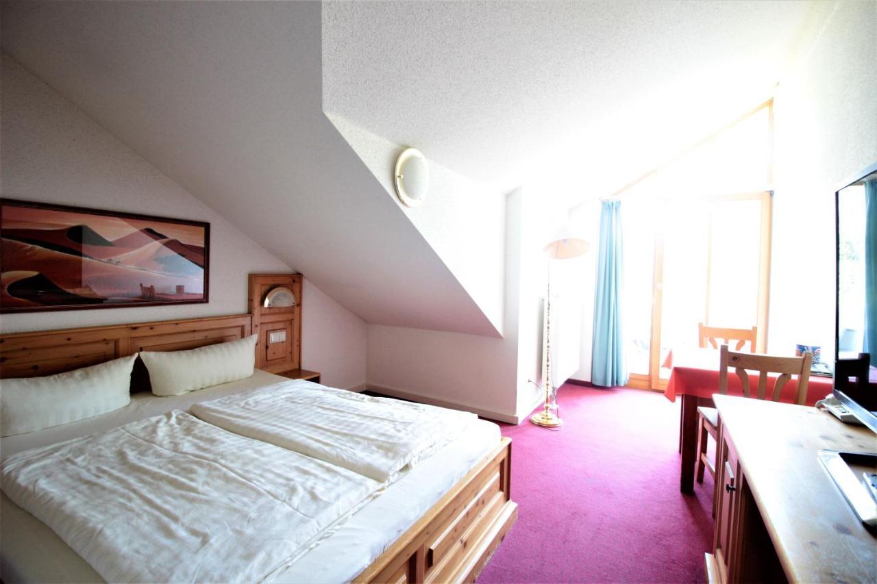Ruhiges Doppelzimmer Im Hotel Ahornhof Линдберг Екстериор снимка