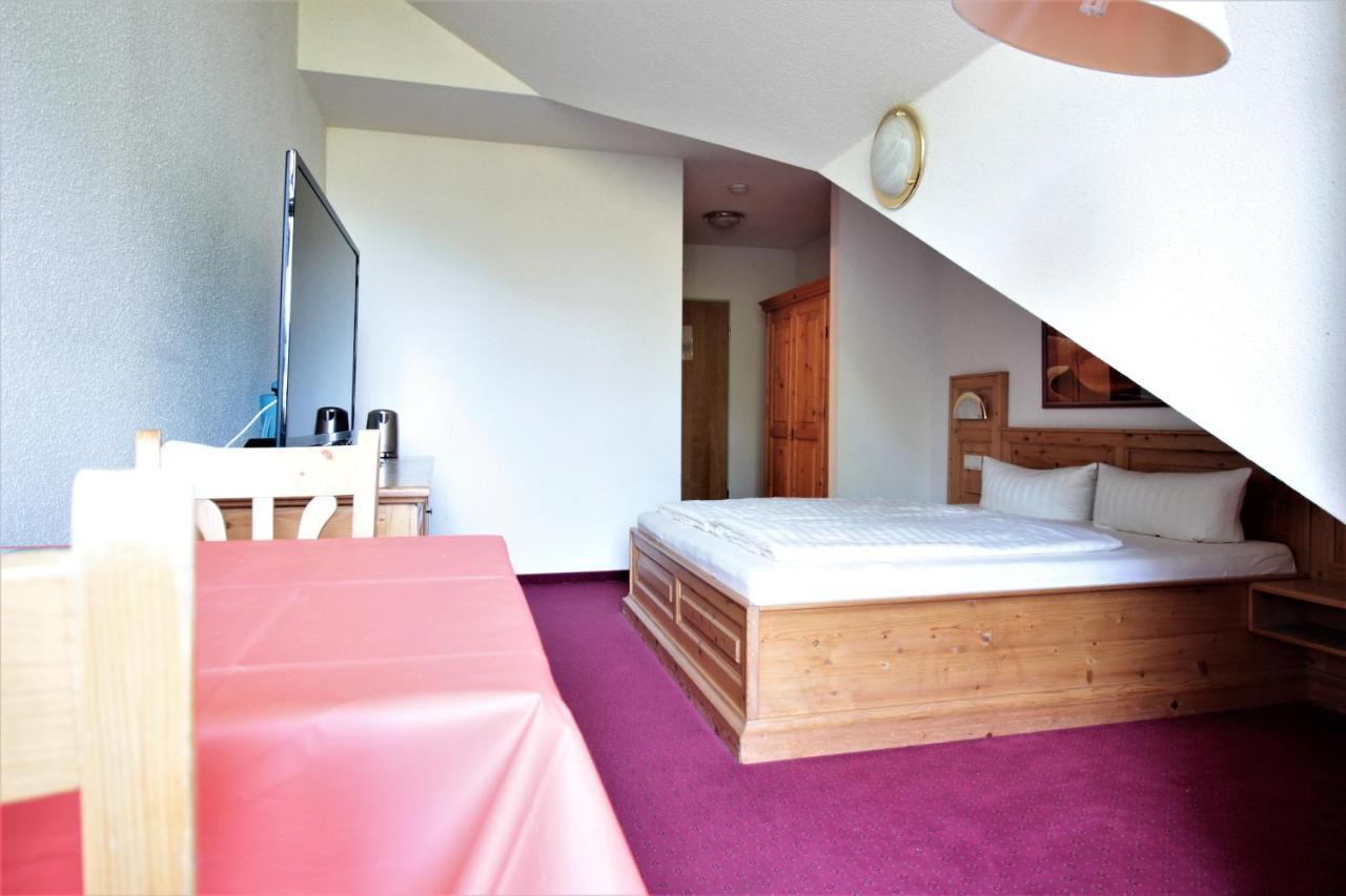 Ruhiges Doppelzimmer Im Hotel Ahornhof Линдберг Екстериор снимка