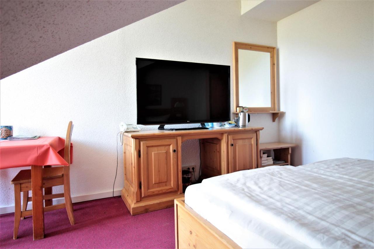 Ruhiges Doppelzimmer Im Hotel Ahornhof Линдберг Екстериор снимка