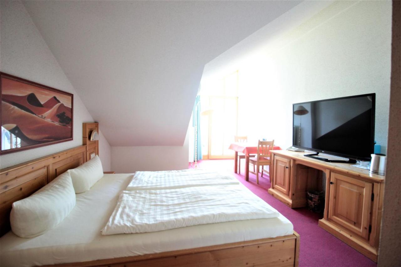 Ruhiges Doppelzimmer Im Hotel Ahornhof Линдберг Екстериор снимка